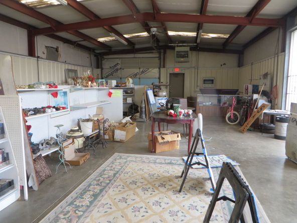 302 W Kansas Ave, Chickasha, OK 73018
